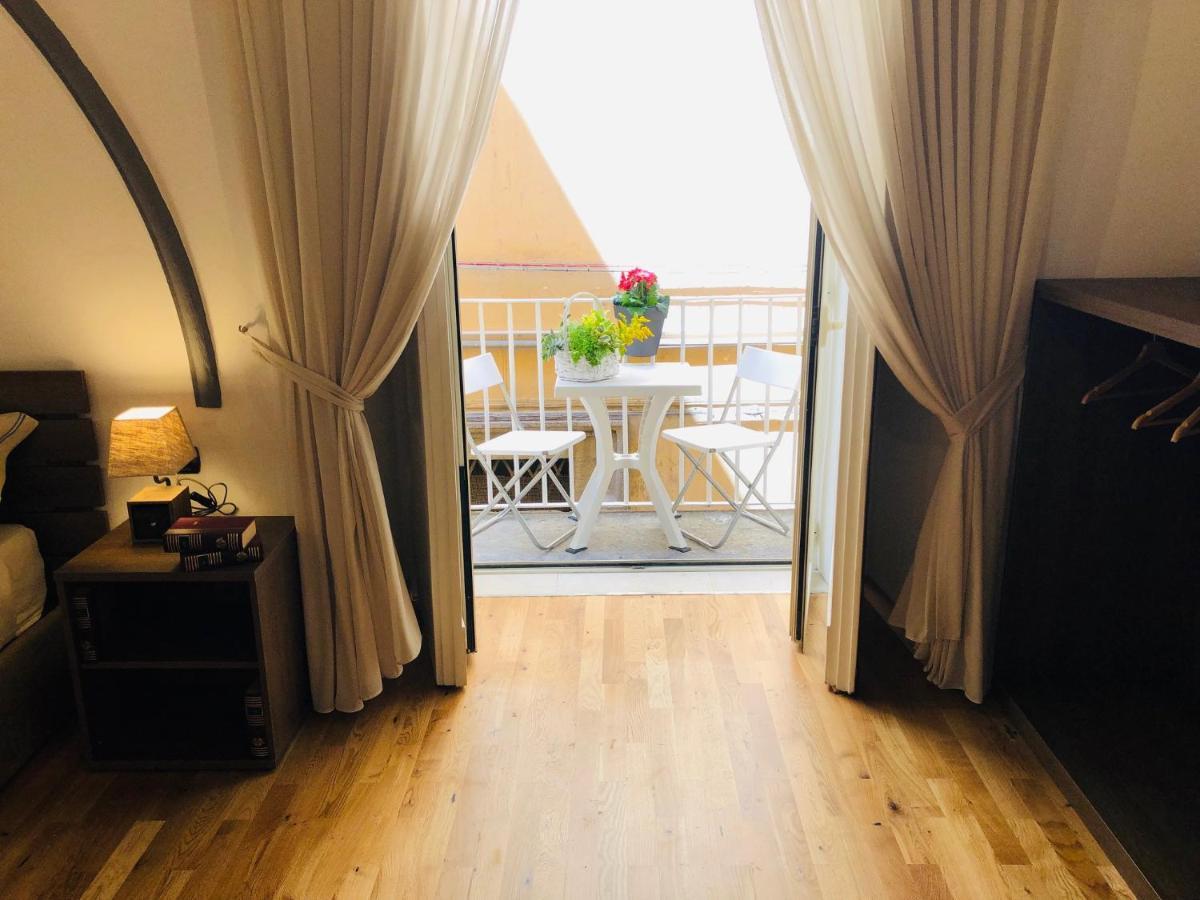 נאפולי Domus Studio 25 Bed & Breakfast מראה חיצוני תמונה