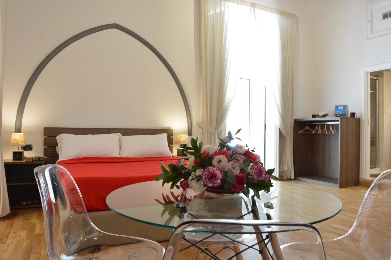 נאפולי Domus Studio 25 Bed & Breakfast מראה חיצוני תמונה